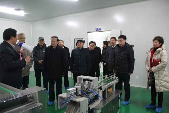 中國(guó)老區(qū)建設(shè)促進(jìn)會(huì)一行8人 前來九間棚視察指導(dǎo)