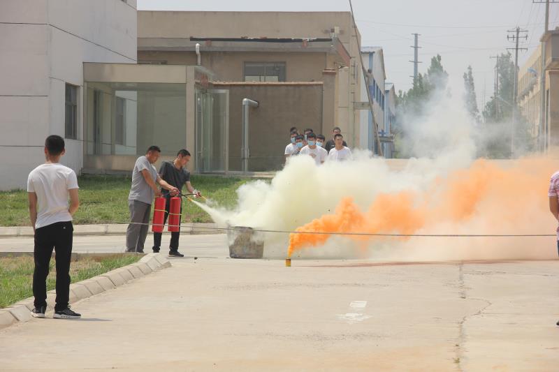 公司組織開展第二季度現場消防演練